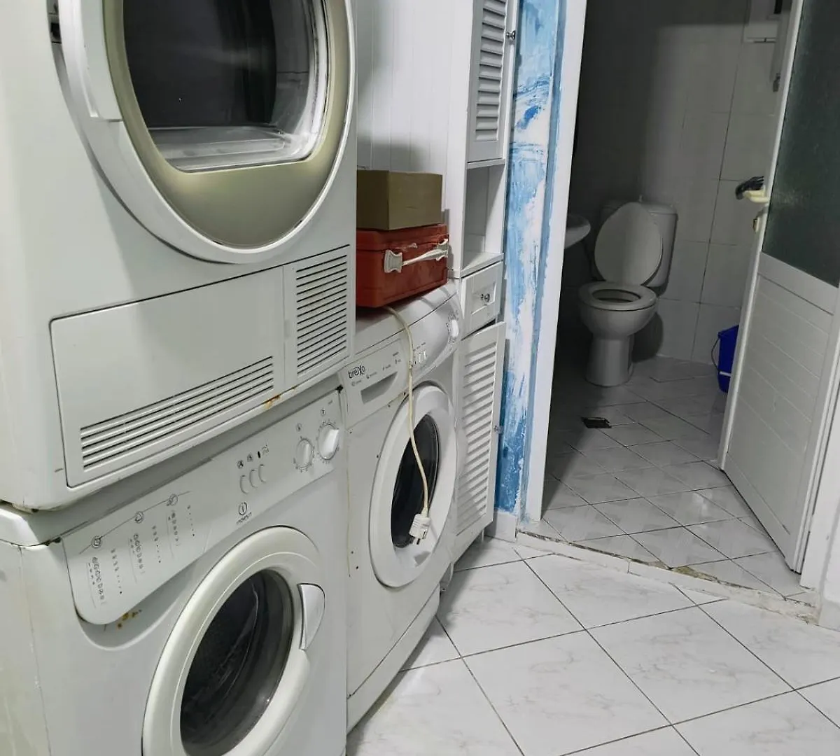 War Bunker Hostel Sarandë