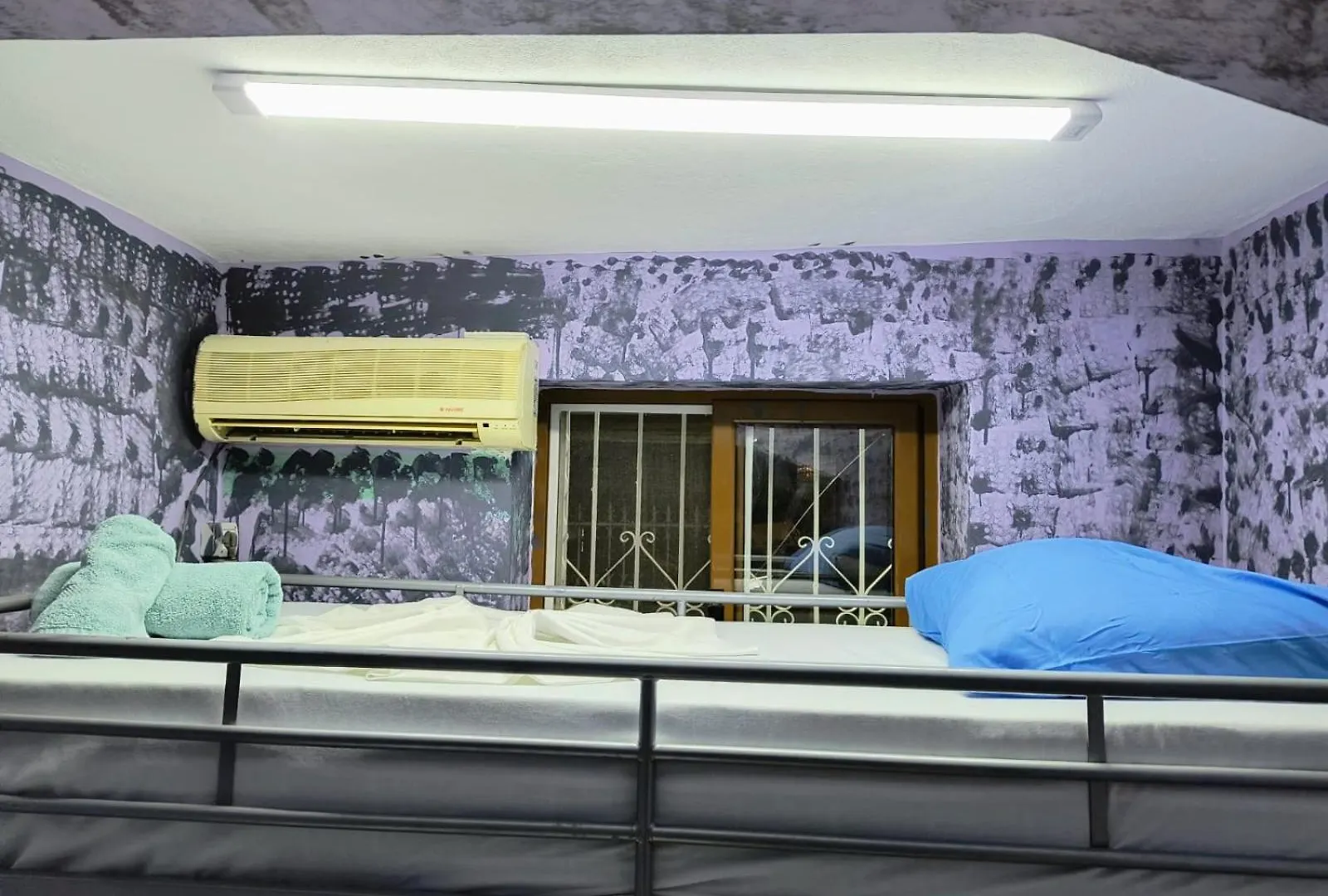 War Bunker Hostel Sarandë Albania