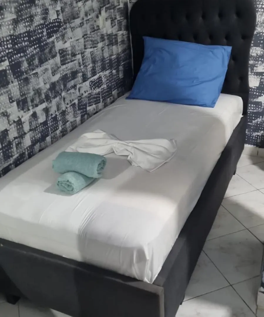 War Bunker Hostel Саранда 0*,  Албания